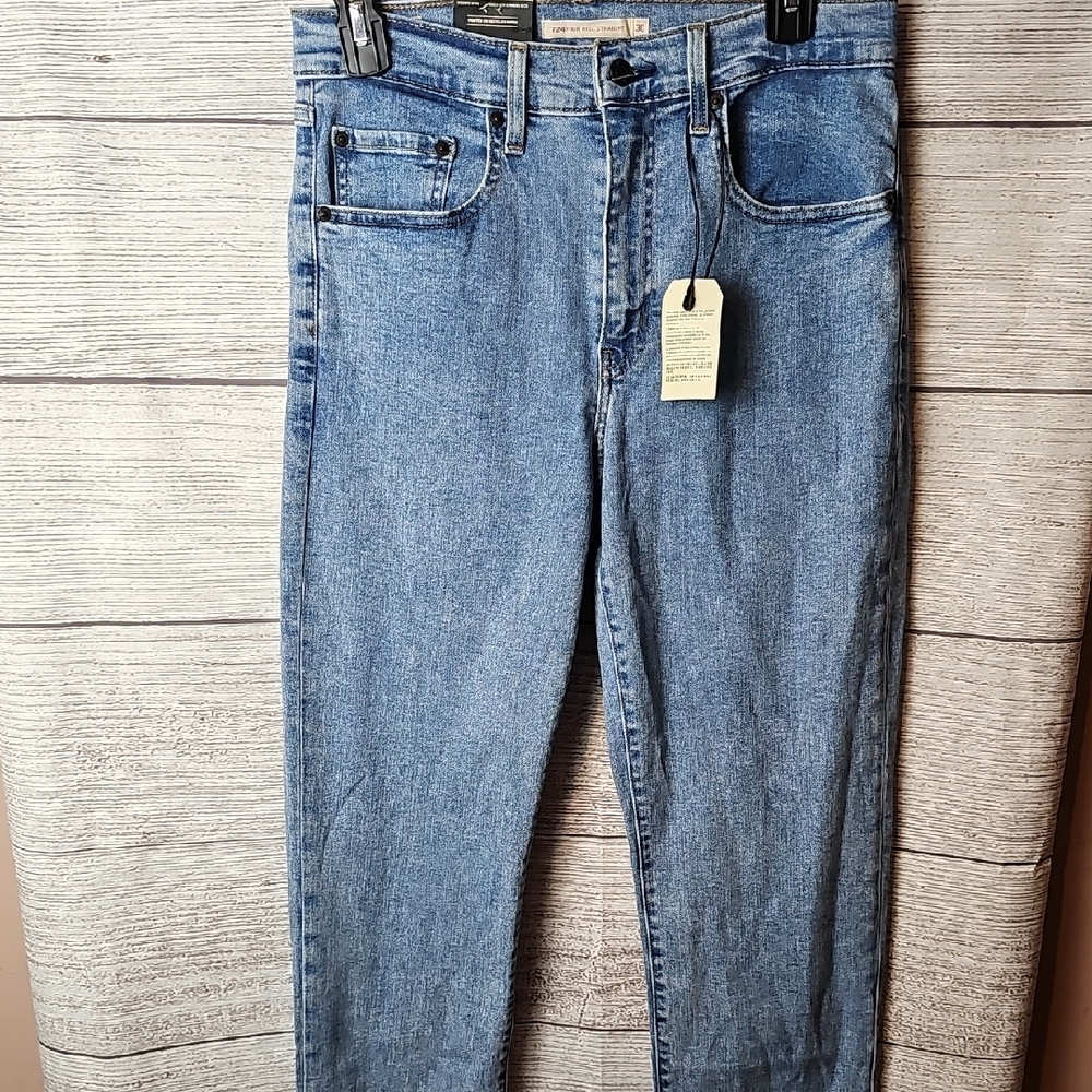Women's (30x32) 724 High-rise Slim Straight Levi's Light Blue Jeans